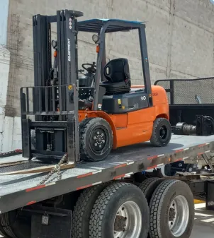 Montacargas listo para entrega